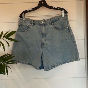 EVERLANE JEAN A-LINE SHORTS SIZE 32